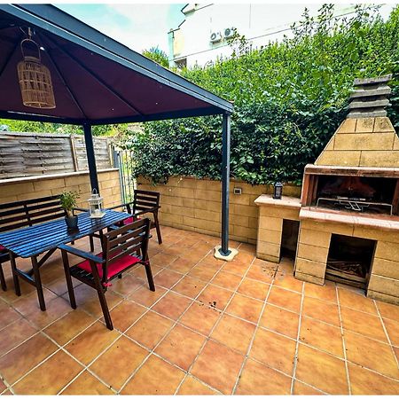 Apartmán Eva Le Residenze Marco Simone Exteriér fotografie